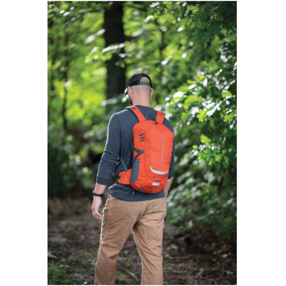 ALPS Mountaineering Hydro Trail 17L Hydration Backpack – 3L Reservoir, Lightweight Day Pack